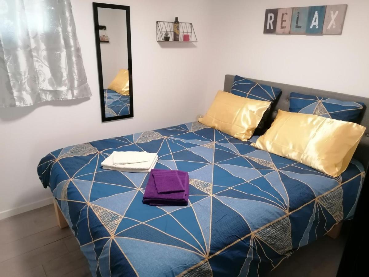 Charmant Appartement T2 Dans Villa Avec En Supplement Spa Exterieur De Mai A Septembre Laveyron Exterior photo
